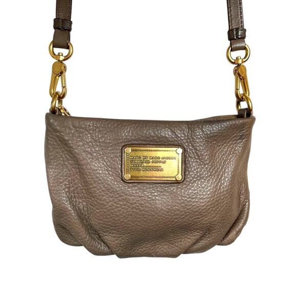 MARC JACOBS Classic Q Crossbody in Brown Leather - Picture 2 of 14